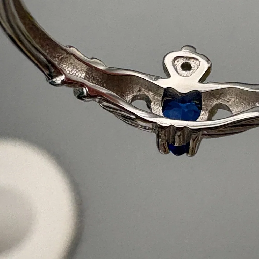 NEW Sterling Silver Claddagh Ring Blue Spinel 925 Sz 8 Hands Heart Dainty Irish